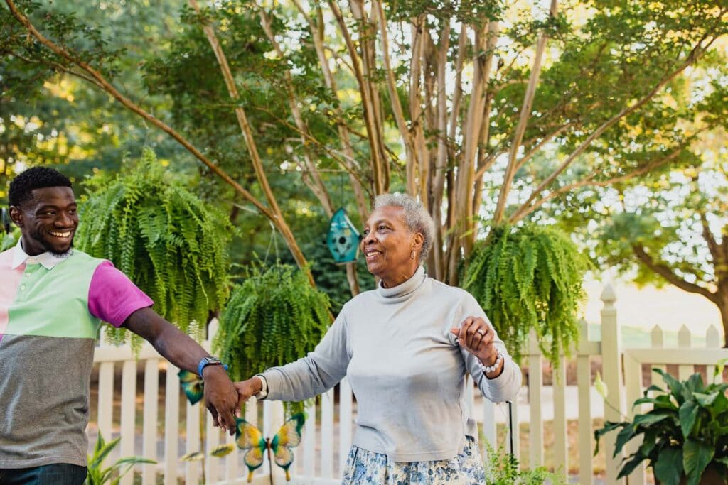 resident and family dancing
