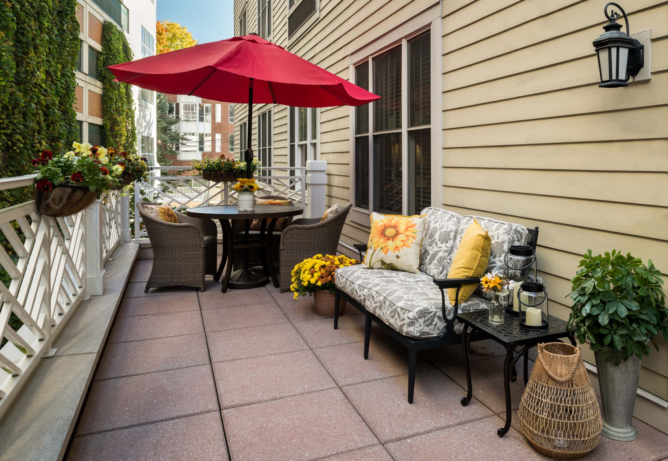 common outdoor sitting area